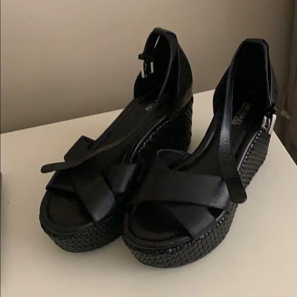 Shoes - Picture 1 of 2